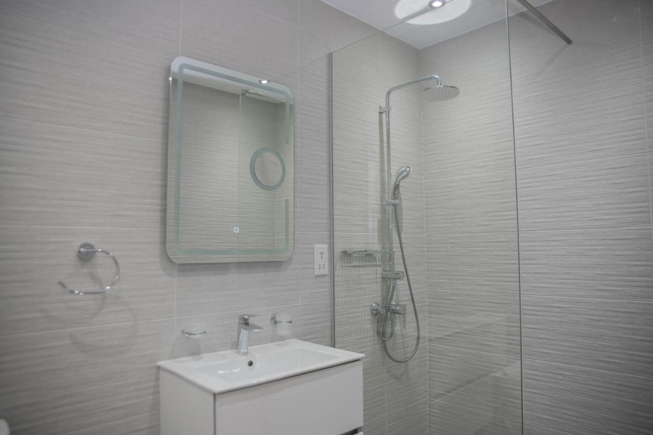 One Bedroom Apartment In Paphos In Good Location Kültér fotó