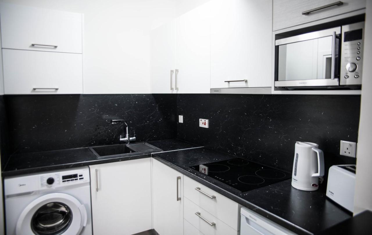 One Bedroom Apartment In Paphos In Good Location Kültér fotó